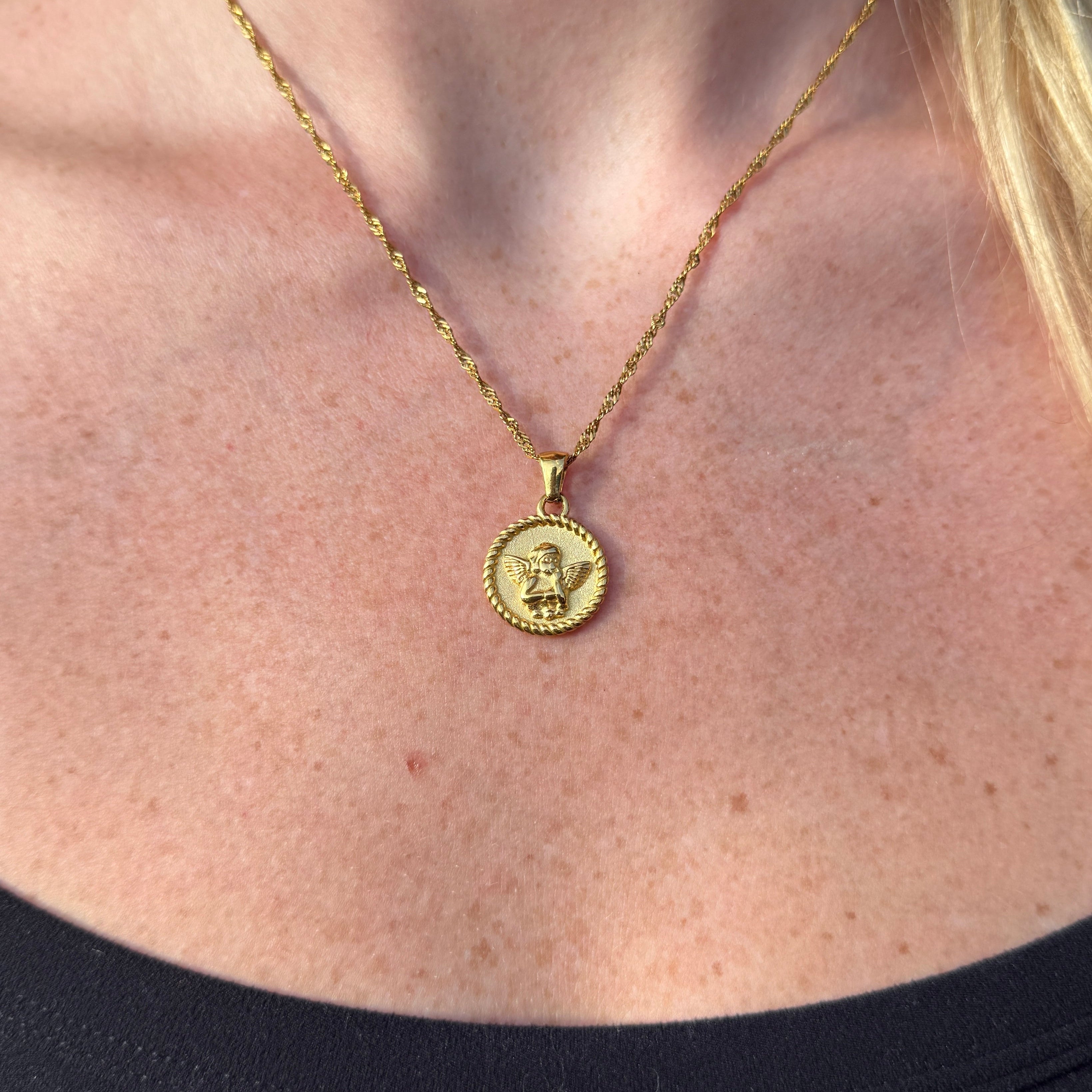 Circle Angel Pendent